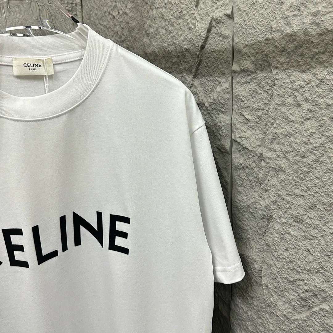 🅿️180 Celine* Celine Celine 2025 spring and summer style Simple letter three-dimensional thick plate silicone personalized logo Customized double yarn plain cotton fabric Short-sleeved T-shirt Unisex Size: S (90-130 catties) M (120-150 catties) L (140-165 catties) XL (160-180 catties) XXL (180-210 pounds) Color: black white
