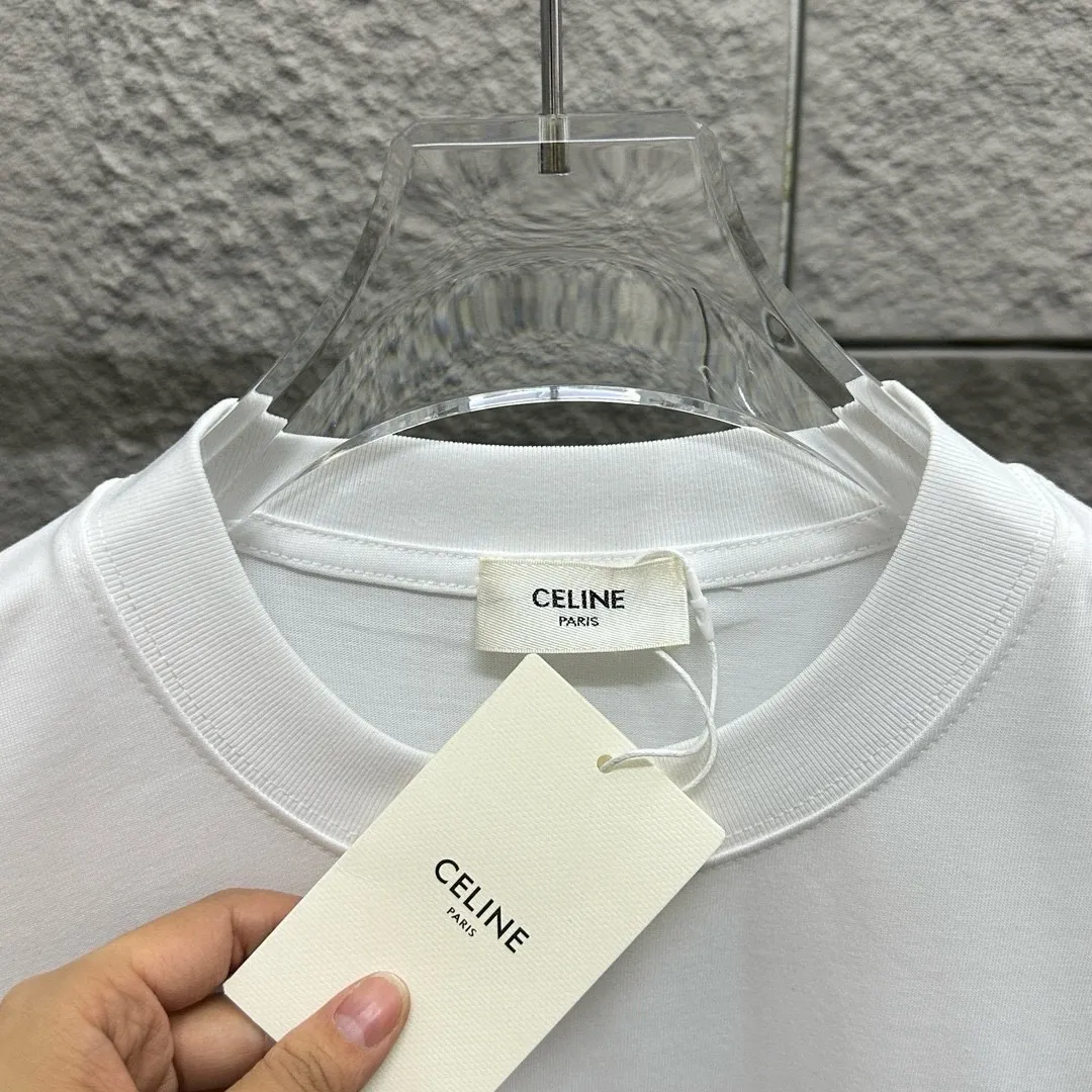🅿️180 Celine* Celine Celine 2025 spring and summer style Simple letter three-dimensional thick plate silicone personalized logo Customized double yarn plain cotton fabric Short-sleeved T-shirt Unisex Size: S (90-130 catties) M (120-150 catties) L (140-165 catties) XL (160-180 catties) XXL (180-210 pounds) Color: black white