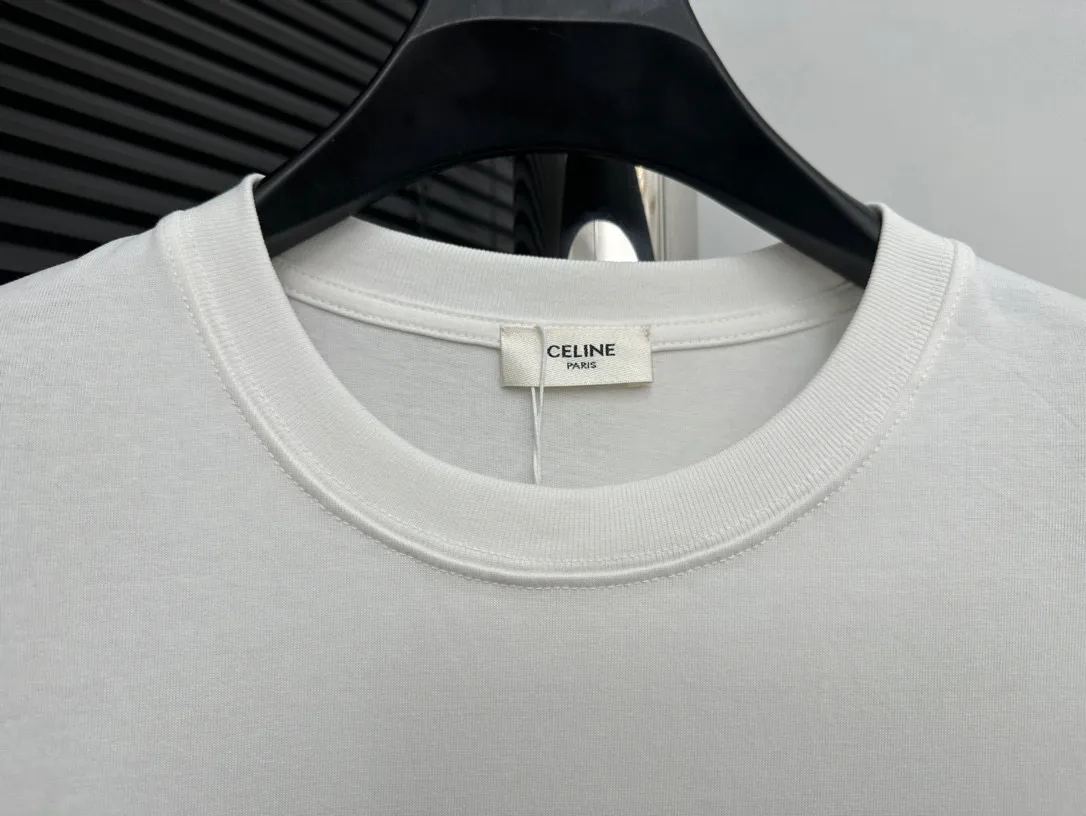 🅿️170 [CELINE] Celine 24ss patched rivet short-sleeved T-shirt. Pure cotton double yarn jersey fabric, custom-dyed in the same cylinder, special thickened 32 pieces double-strand 1×1 rib, laser engraved brand letter logo patch · Hand-made rivets · Imported Tajima embroidery machine heavy patch embroidery process · Double-needle stitching cross-stitch process · Original main mark washed tag moisture-proof paper packaging Color: Black White Size: XS-L