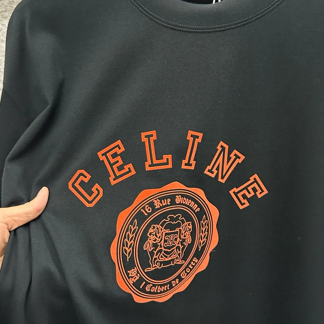 🅿️180 Celi* Celine 2025 spring and summer style Simple letter flocking process personalized logo Customized double yarn plain cotton fabric Short-sleeved T-shirt Unisex Size: S (90-130 catties) M (120-150 catties) L (140-165 catties) XL (160-180 catties) XXL (180-210 catties) Color: black white light pink