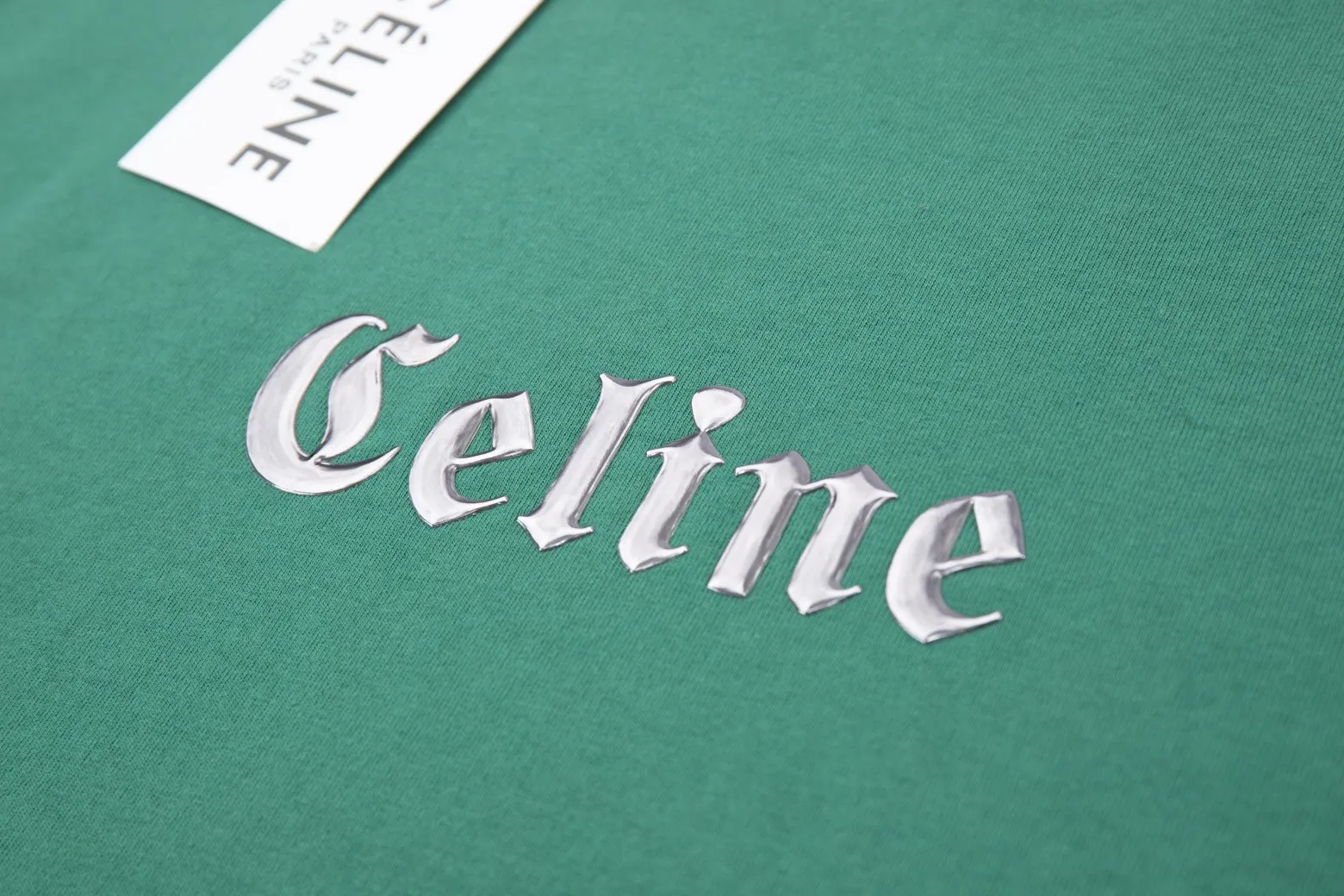 🅿️220 High quality ✨Celine✨🆕Classic logo letter pattern short sleeves. Official website synchronization, pure cotton fabric at the counter! Comfortable against the skin, durable and easy to wear, classic and simple logo design, meticulous original craftsmanship, customized 290G same vat dyed fabric, very comfortable to the touch, latest brick cabinet synchronization, OS off-shoulder version, fashionable and personalized, super versatile and good-looking, very suitable for both men and women, a must-have style, tag, collar label, washed wheat, complete with three labels, black, blue, green, 3️⃣ colors S M L XL