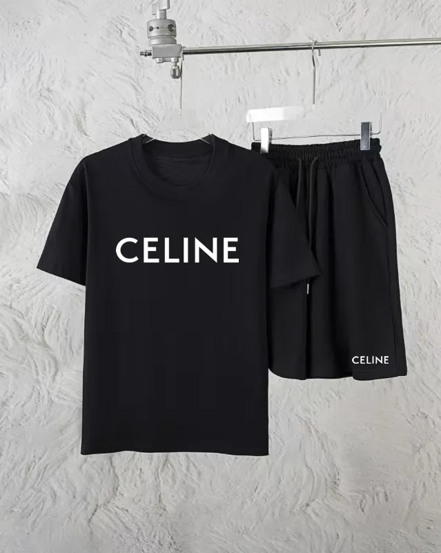 🅿️300 Celine Exclusively for the new trendy men’s fashionable round neck short-sleeved shorts suit, trendy and fashionable casual short-sleeved suit! It has high breathability and comfort, impeccable details, and brand element design concept, reflecting high quality. It presents a casual cut and the upper body shape is great! Material: 260g double yarn pure cotton short sleeves + 360g pure cotton terry shorts Size: S-XXL 🔥 (please state your height and weight when placing an order)