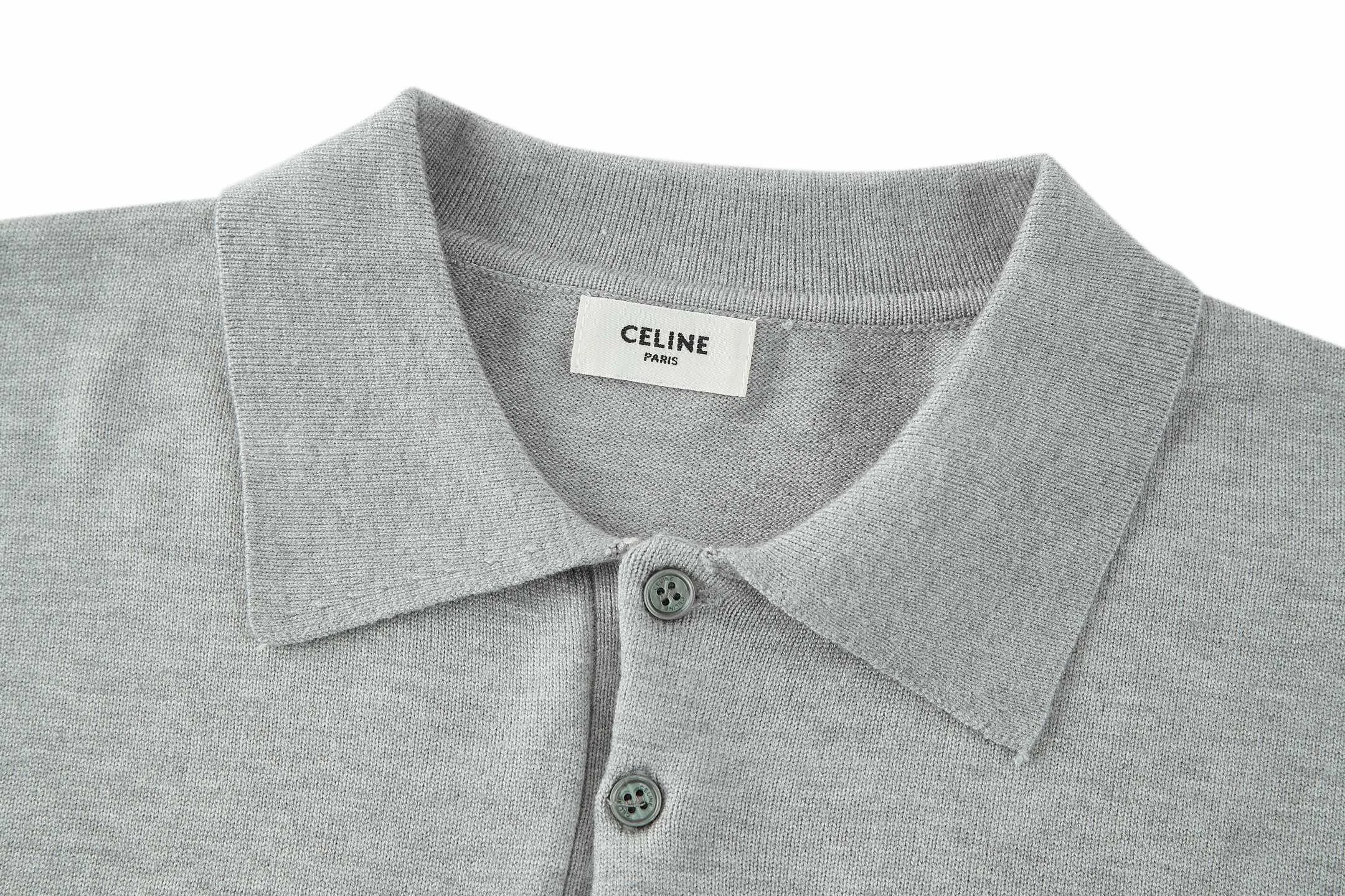 🅿️400 [Exclusive supply] Celine Arc de Triomphe embroidered knitted Polo shirt (grey). The original version was purchased and developed for 9300. The fabric is 100% cotton yarn. The original fabric is custom-dyed with 1:1 color matching. Washing water fixes the shape and color of the clothes. Manual picking and drawing. The embroidery is made by imported machines, with a 1:1 high degree of reduction of the CELINE Arc de Triomphe embroidery logo. 3 mother-of-pearl buttons engraved with CELINE. Size:37-38-39-40