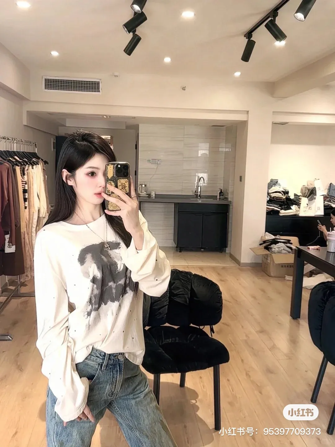 🅿️158 M234#Chanel•🇫🇷25s new inkjet non-sensory printed sunscreen long sleeves ✅✅✅Ready stock Focus on quality Feel free to compare Size: S M L Color: Apricot