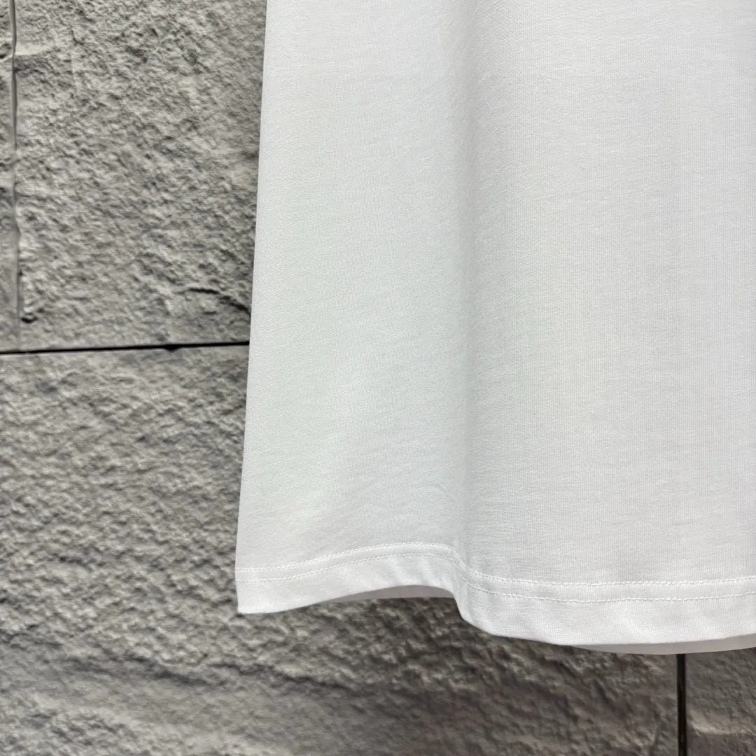 🅿️180 Chane*Chanel*2025 spring and summer new style Classic letter totem embroidery Customized double yarn plain cotton fabric Short-sleeved T-shirt Uniform for men and women Size: S (90-130 catties) M (120-150 catties) L (140-165 catties) XL (160-180 catties) XXL (180-210 catties) Color: Black white