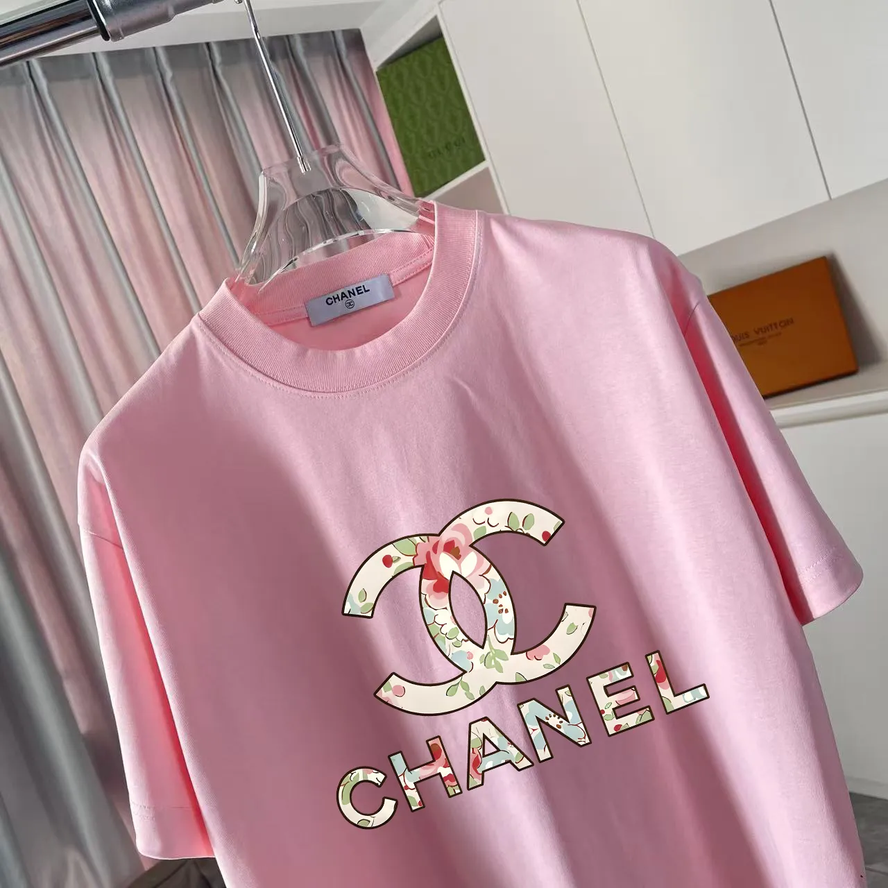 🅿️170 CHANE* Xiaoxiang 2025 autumn new style Double C letter logo printing short-sleeved T-shirt Customized fabric 300g Same style for men and women Size: S M L XL XXL five sizes Color: black white lake green pink