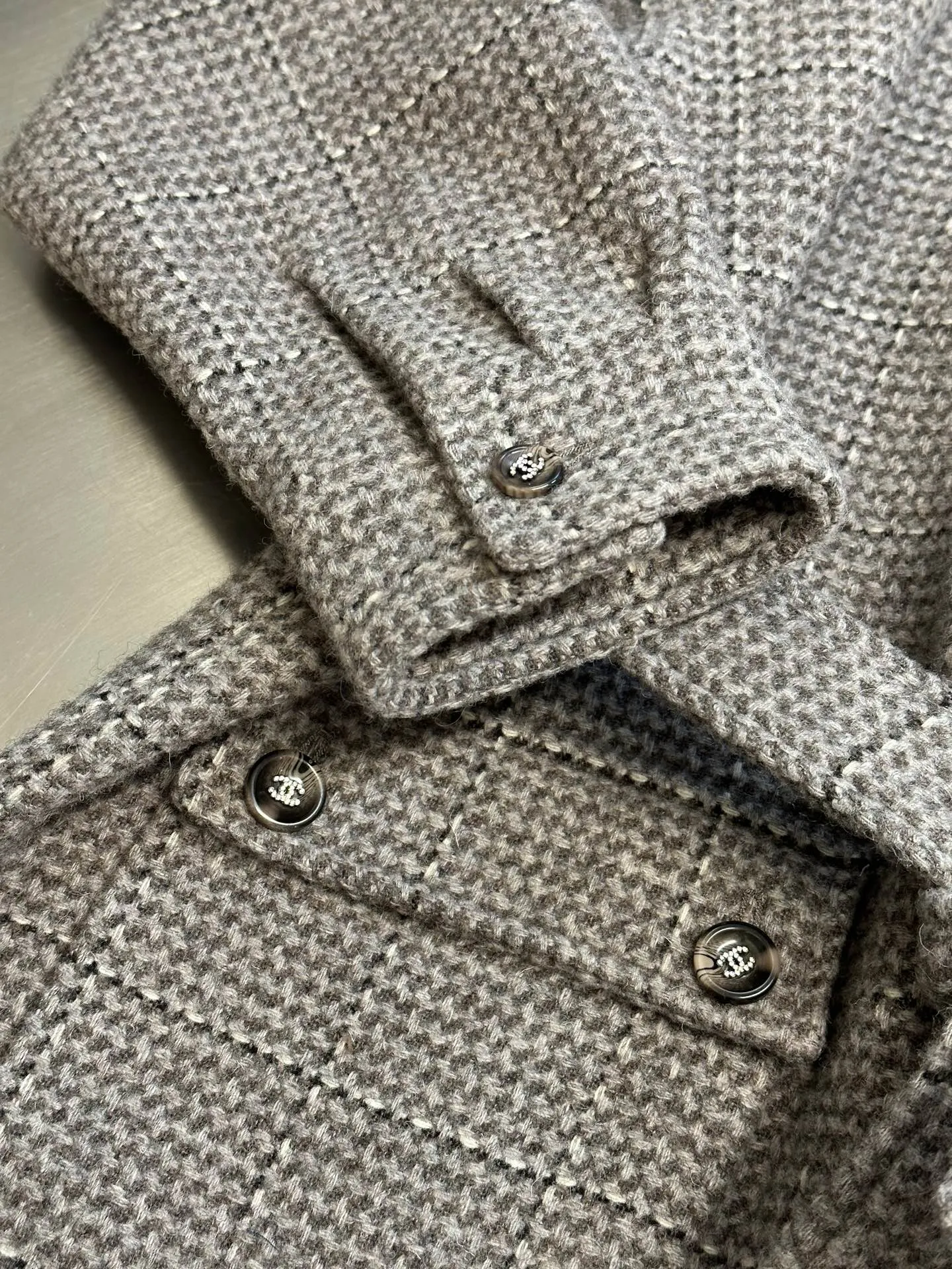 🅿️1440 Chanel tweed jacket, the same style as G-Dragon~ Customized high-end floral gray, plaid lapel small fragrant long coat, matched with a belt, high-end temperament!  size: 36.38.40
