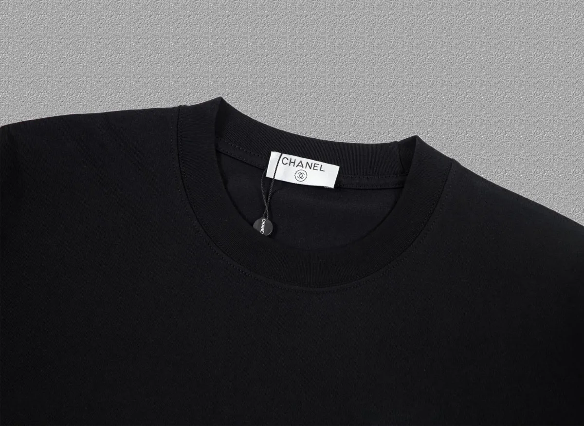 🅿️170 [CHANEL Chanel] 2025FW short-sleeved T-shirt LOGO printing, high-end 26s double yarn 300g fabric, heavy fabric, custom stretcher rib, same vat and dye, complete three standards, same style for men and women, color: black, white, gray, size: S M L XL 2XL