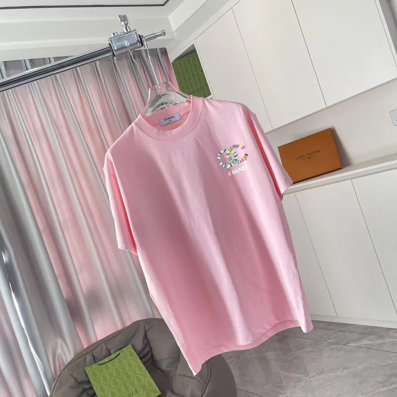 🅿️170 CHANE* Xiaoxiang 2025 autumn new style Double C letter logo printing short-sleeved T-shirt Customized fabric 300g Same style for men and women Size: S M L XL XXL five sizes Color: black white lake green pink