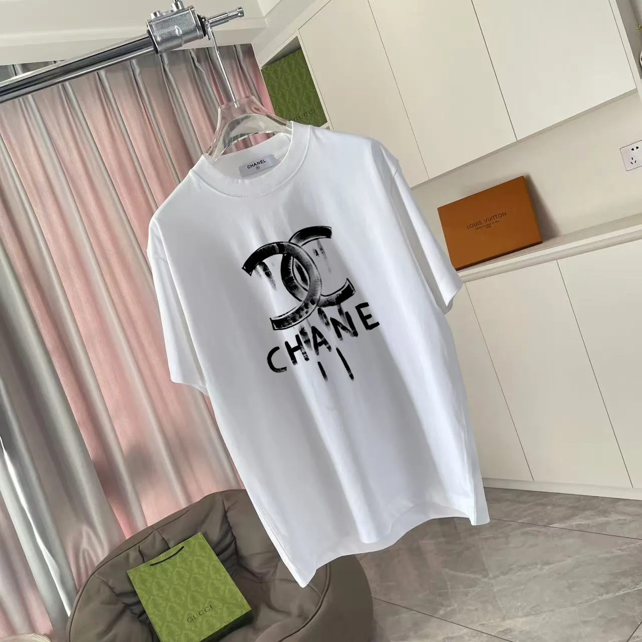 🅿️170 Chanel CHANEL2025 summer new style Double C letter logo printing short-sleeved T-shirt Customized fabric 300g Same style for men and women Size: S M L XL XXL Five codes Color: black white pink purple