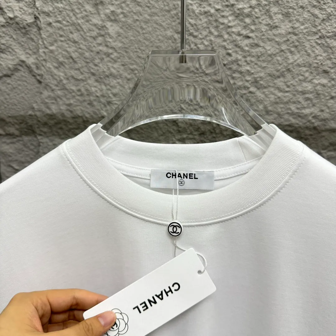 🅿️180 CHANE*Chanel*er 2025 spring and summer new style Classic rainbow letter print Customized double yarn plain cotton fabric Short-sleeved T-shirt Uniform for men and women Color: black white floral gray Size: S (90-130 pounds) M (120-150 pounds) L (140-165 pounds) XL (160-180 pounds) XXL (180-210 pounds)