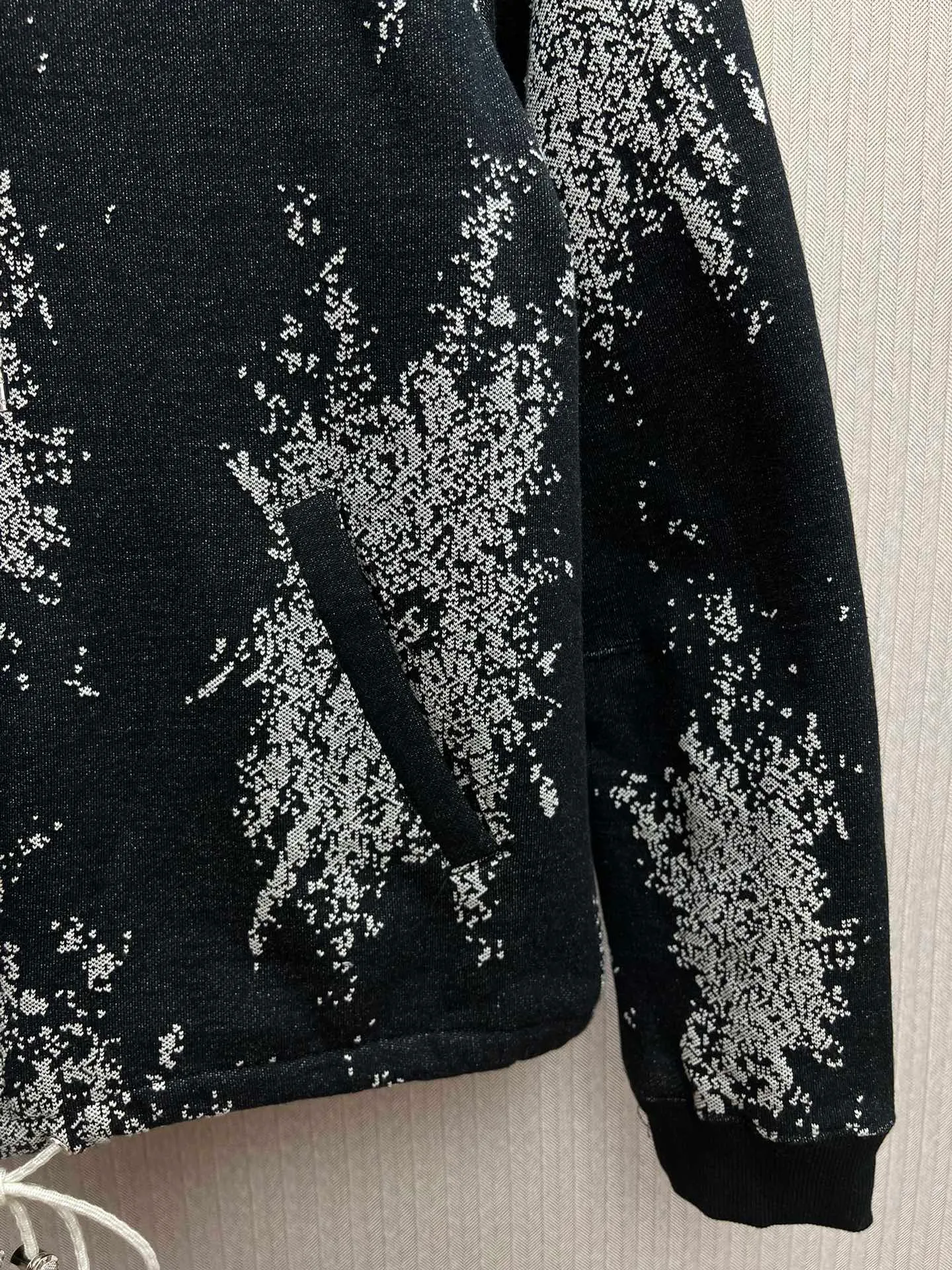 🅿️730 Chanel 25ss new autumn and winter preview series hooded printed zipper long-sleeved jacket for women Size: S.M.L.