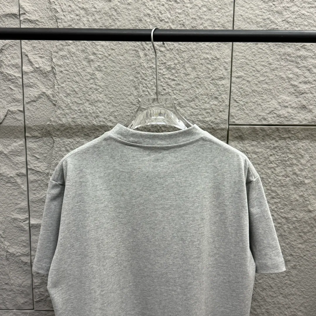 🅿️180 CHANE*Chanel*er 2025 spring and summer new style Classic rainbow letter print Customized double yarn plain cotton fabric Short-sleeved T-shirt Uniform for men and women Color: black white floral gray Size: S (90-130 pounds) M (120-150 pounds) L (140-165 pounds) XL (160-180 pounds) XXL (180-210 pounds)
