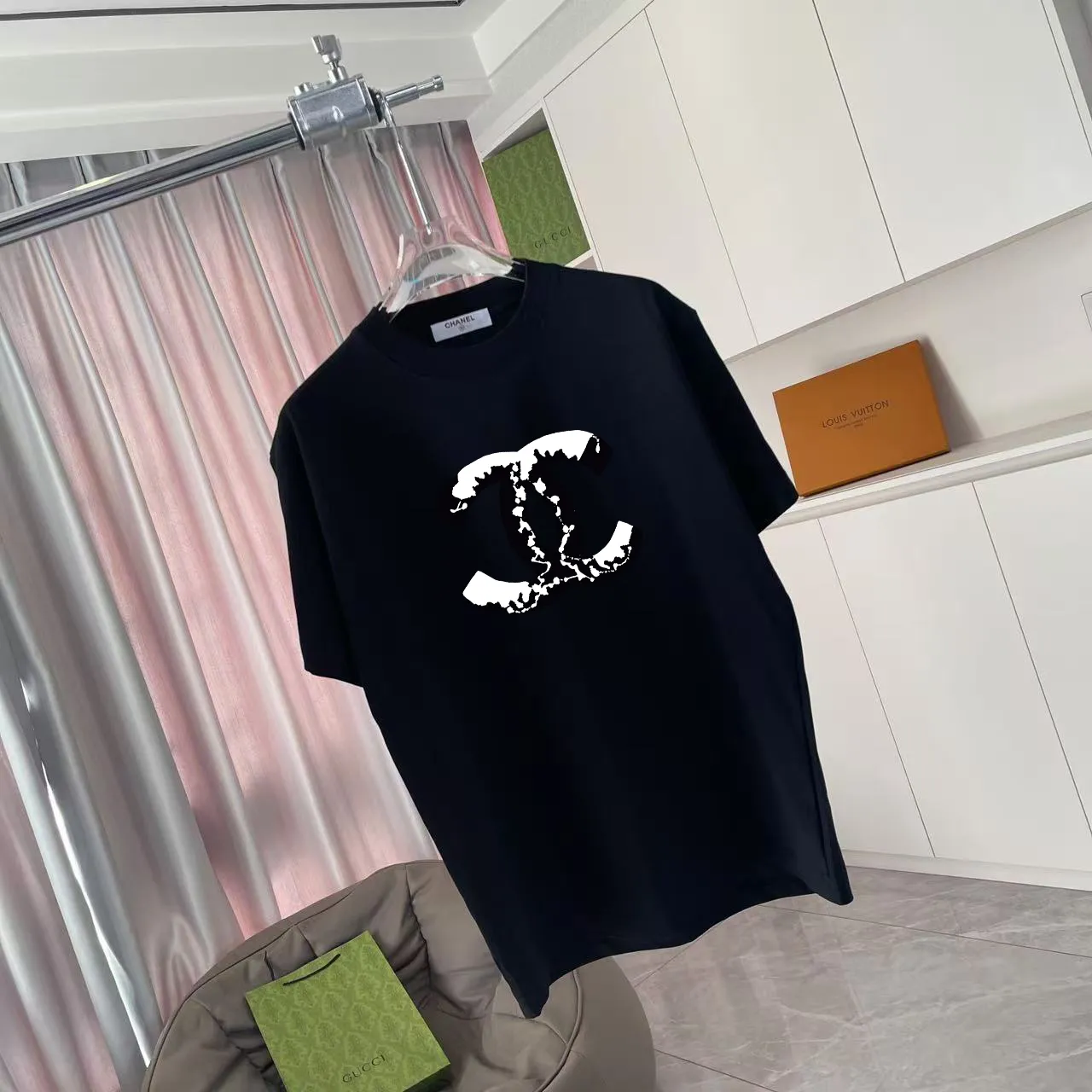 🅿️170 CHANE* Xiaoxiang 2025 autumn new style Double C letter logo printing short-sleeved T-shirt Customized fabric 300g Same style for men and women Size: S M L XL XXL Five codes Color: black white rose red