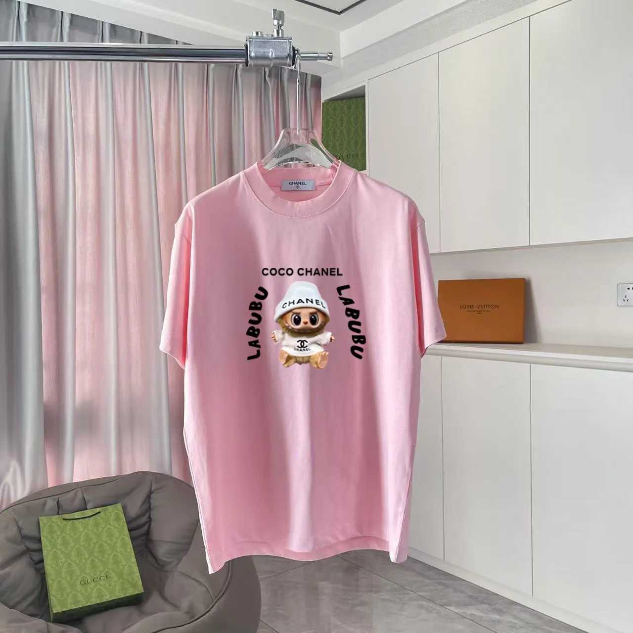 🅿️170 CHANE* Xiaoxiang 2025 autumn new style Double C letter logo printing short-sleeved T-shirt Customized fabric 300g Same style for men and women Size: S M L XL XXL five sizes Color: black white pink rose red