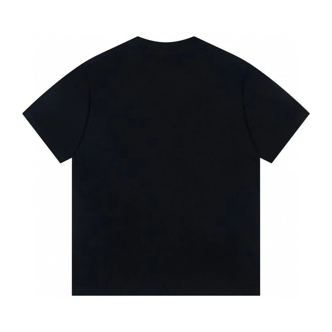🅿️170 CHanel/Chanel 25ss logo couple style short-sleeved T-shirt. The fabric is 260g double sand pure cotton. It feels very comfortable, fashionable and personalized. It is a super versatile and good-looking T-shirt. It is very suitable for both men and women. It is a must-have for everyone. Packaging, tag, collar label, washed wheat, complete 👍 Color: black, white Size: XS-L