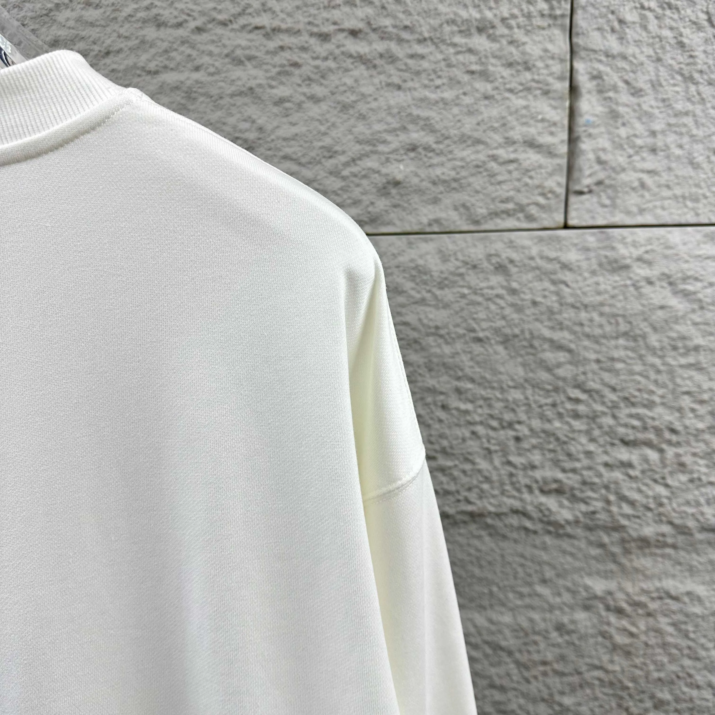 🅿️240 Chane*Chanel*er 2025 early autumn and winter new style Classic letter totem cross black and white print Customized terry fabric Long-sleeved round neck sweatshirt Uniform for men and women Size: S (90-130 pounds) M (120-150 pounds) L (140-165 pounds) XL (160-180 pounds) XXL (180-210 pounds) Color: black white