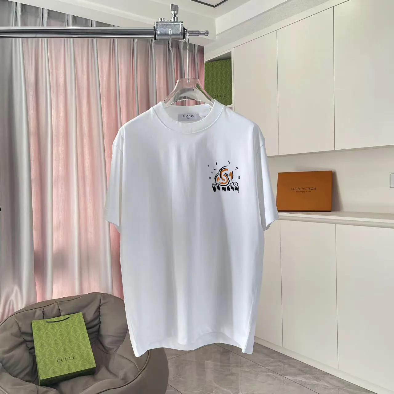 🅿️170 CHANE* Xiaoxiang 2025 autumn new style Double C letter logo printing short-sleeved T-shirt Customized fabric 300g Same style for men and women Size: S M L XL XXL five sizes Color: black white pink rose red