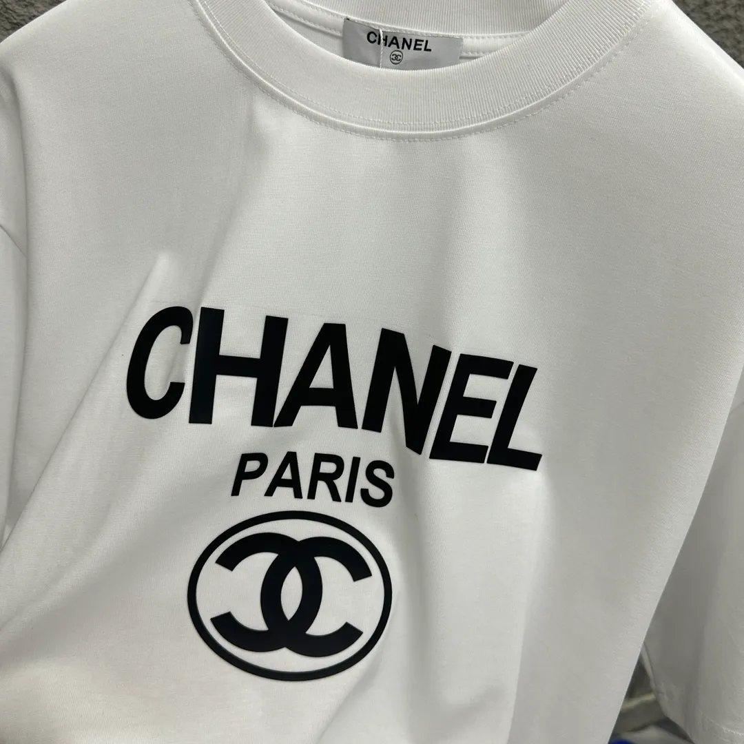 🅿️180 CHANE*Chanel*er 2025 spring and summer new style Classic totem letters paris three-dimensional silicone technology Customized double yarn plain cotton fabric Short-sleeved T-shirt Uniform for men and women Color: black white Size: S (90-130 pounds) M (120-150 pounds) L (140-165 pounds) XL (160-180 pounds) XXL (180-210 pounds)