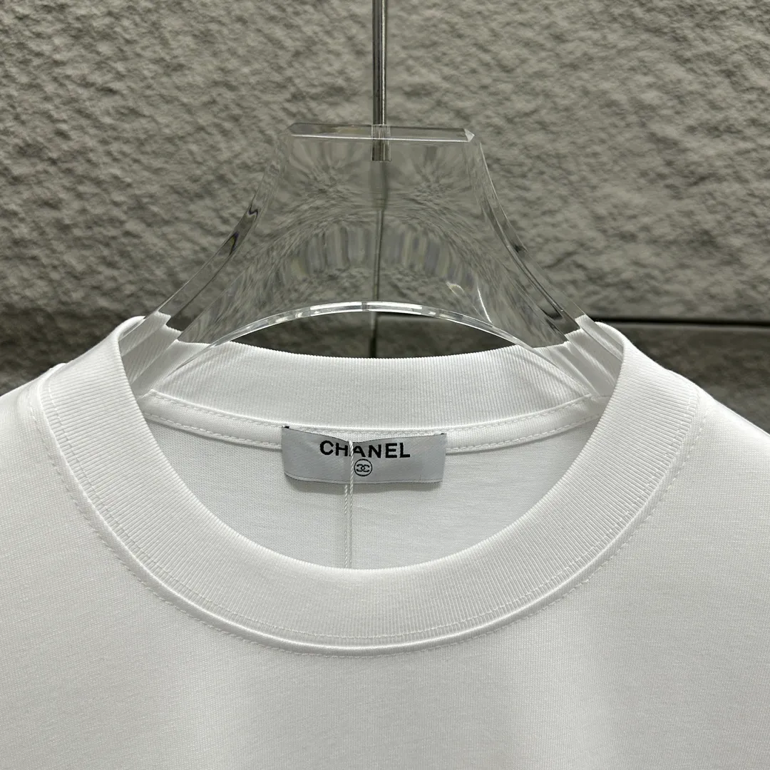 🅿️180 CHANE*Chanel*er 2025 spring and summer new style Classic totem letters paris three-dimensional silicone technology Customized double yarn plain cotton fabric Short-sleeved T-shirt Uniform for men and women Color: black white Size: S (90-130 pounds) M (120-150 pounds) L (140-165 pounds) XL (160-180 pounds) XXL (180-210 pounds)