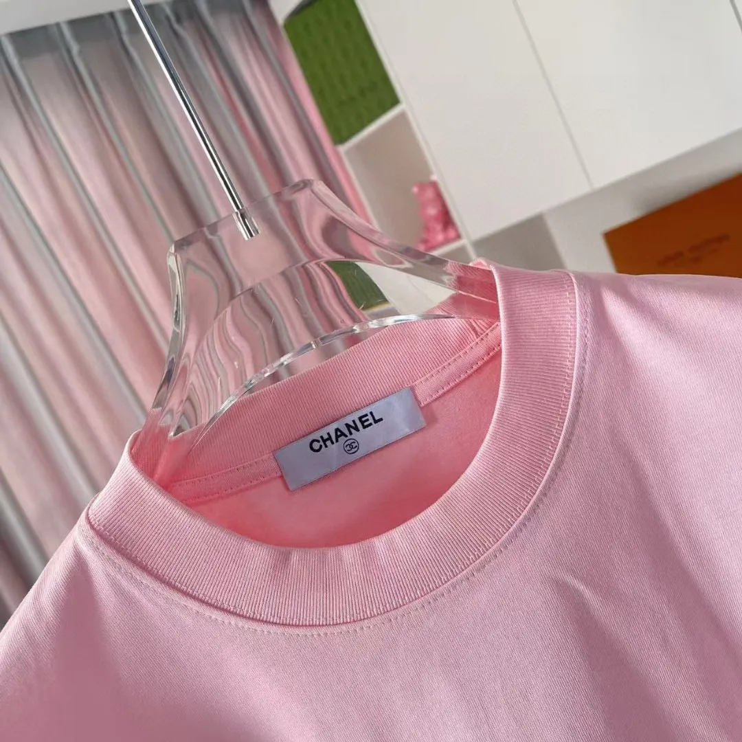🅿️170 CHANE* Xiaoxiang 2025 autumn new style Double C letter logo printing short-sleeved T-shirt Customized fabric 300g Same style for men and women Size: S M L XL XXL five sizes Color: black white pink rose red