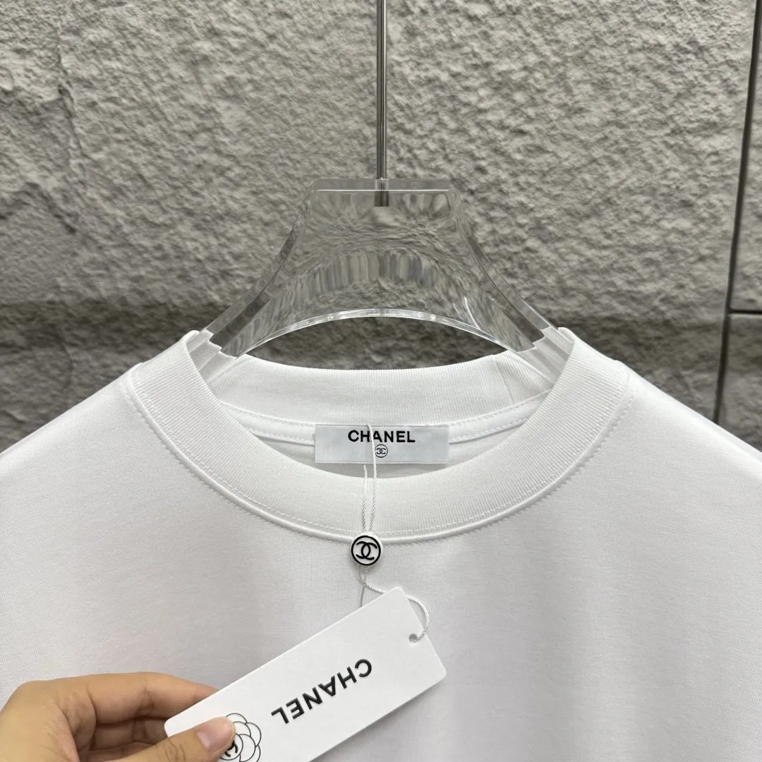 🅿️180 Chane*Chanel*2025 spring and summer new style Classic letter totem cross embroidery Customized double yarn plain cotton fabric Short-sleeved T-shirt Unisex Size: S (90-130 pounds) M (120-150 pounds) L (140-165 pounds) XL (160-180 pounds) XXL (180-210 pounds) Color: black white