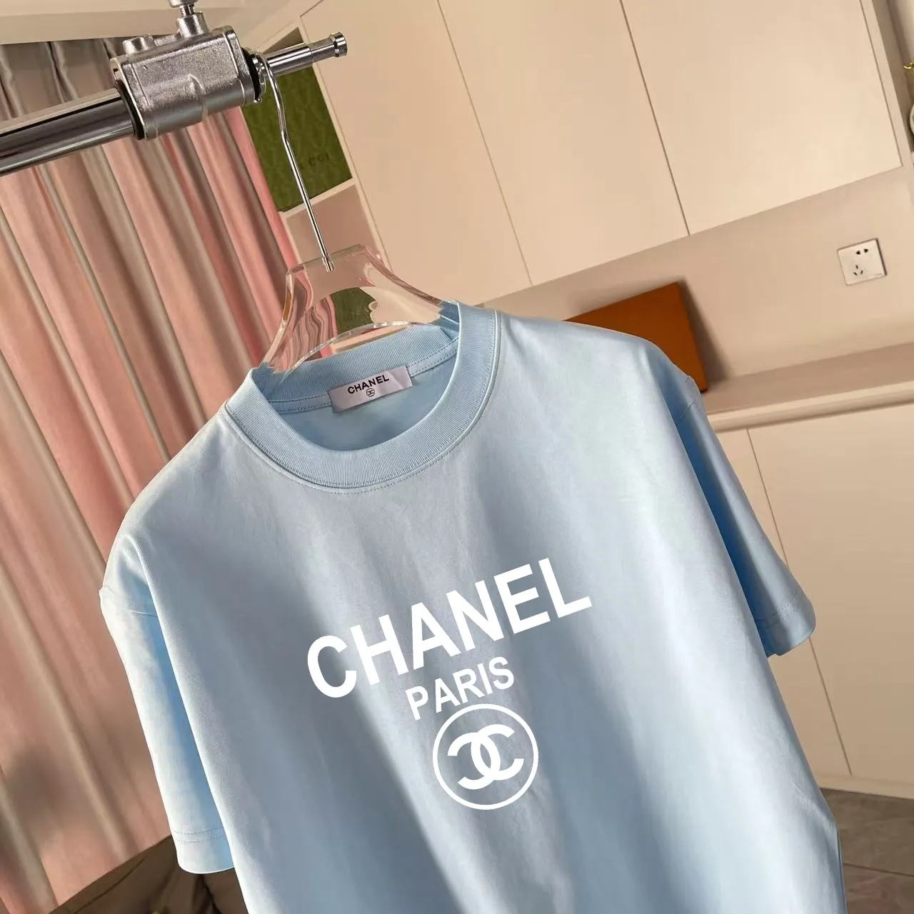🅿️170 Chanel CHANEL 2025 summer new style Double C letter logo printing short-sleeved T-shirt Customized fabric 300g Same style for men and women Size: S M L XL XXL Five codes Color: black white lake green sky blue