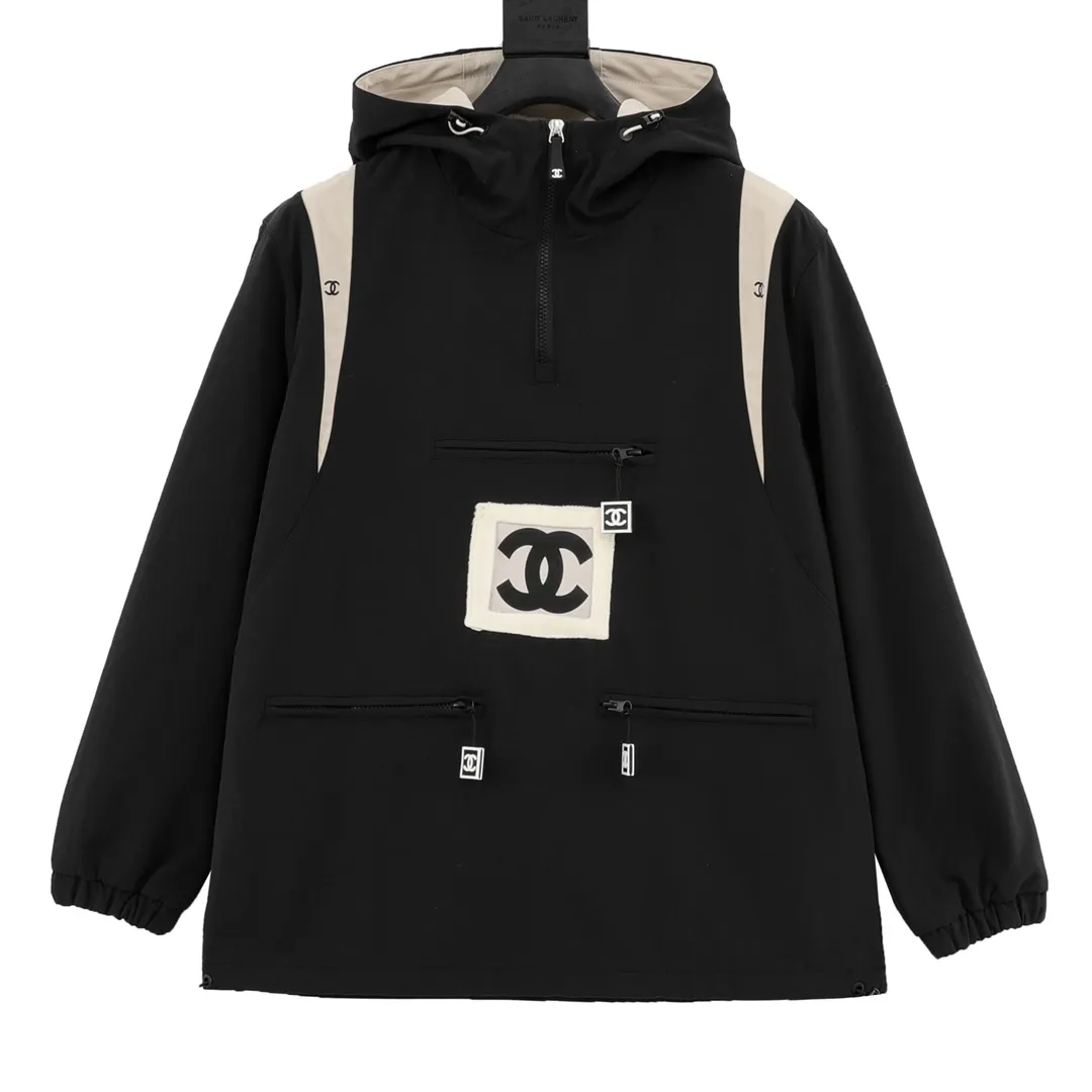 🅿️570 CHANEL / Chanel Embroidered slogan retro zipper windbreaker jacket Recommended for spring and summer, a refreshing and clean retro-style zipper jacket, this small fresh hooded jacket gives a very clean and high-end feel. The laminated LOGO pattern design on the chest highlights the grand and luxurious style. In addition to daily leisure, it can also be worn for outdoor sports. It is also a good choice for travel. It is relaxed and casual and shows a masculine temperament. Size: XS-L
