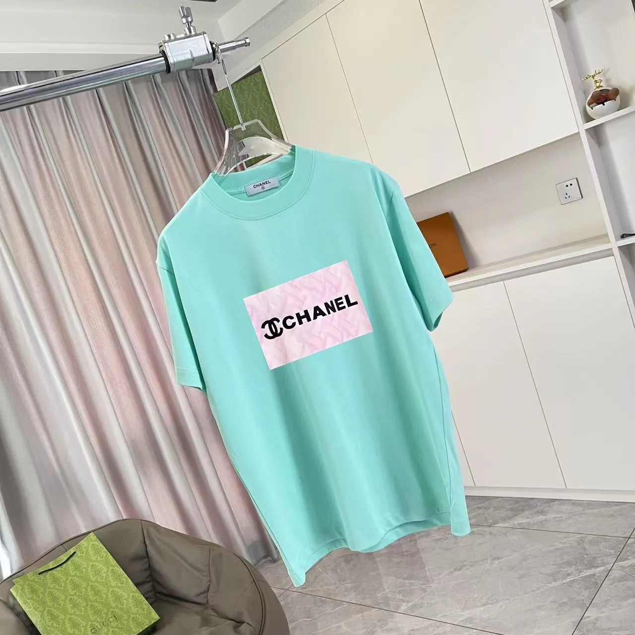 🅿️170 Chanel CHANEL 2025 summer new style Double C letter logo printing short-sleeved T-shirt Customized fabric 300g Same style for men and women Size: S M L XL XXL Five codes Color: black white lake green sky blue