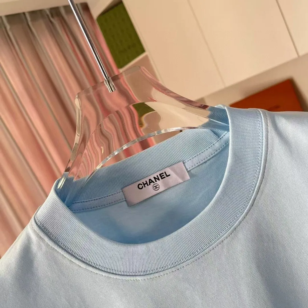 🅿️170 CHANE* Xiaoxiang 2025 autumn new style Double C letter logo printing short-sleeved T-shirt Customized fabric 300g Same style for men and women Size: S M L XL XXL Five codes Color: black white lake green sky blue