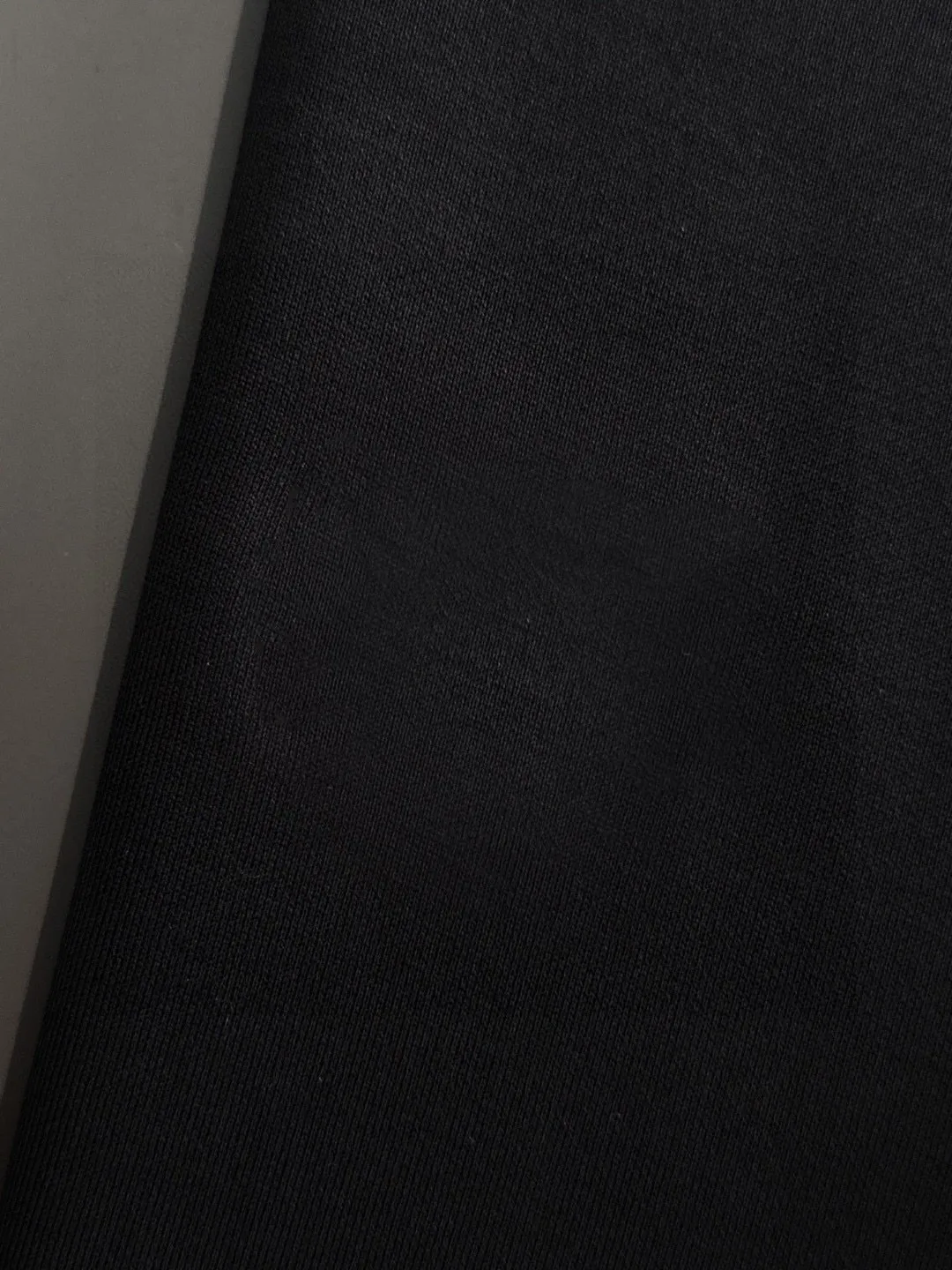🅿️400 brand [CHANEL Chanel] (velvet and thickened) 2025 autumn and winter new products, celebrities' favorite fashion-flavored casual suits, clean and neat tailoring, full of urban style. Made of high-quality customized fabrics, the inner warmth is excellent, the hand feels soft and dry, and the upper body effect is crisp and stylish. The three-dimensional cutting process and the pattern are all of high standards, and the silhouette version has the right benefits! It is not tight at all, and you feel good when you put it on. So many top-quality raw materials create high-end products with unparalleled value. It is the first choice for high-end fashion people. (Size: M-4XL can wear up to 200 pounds)