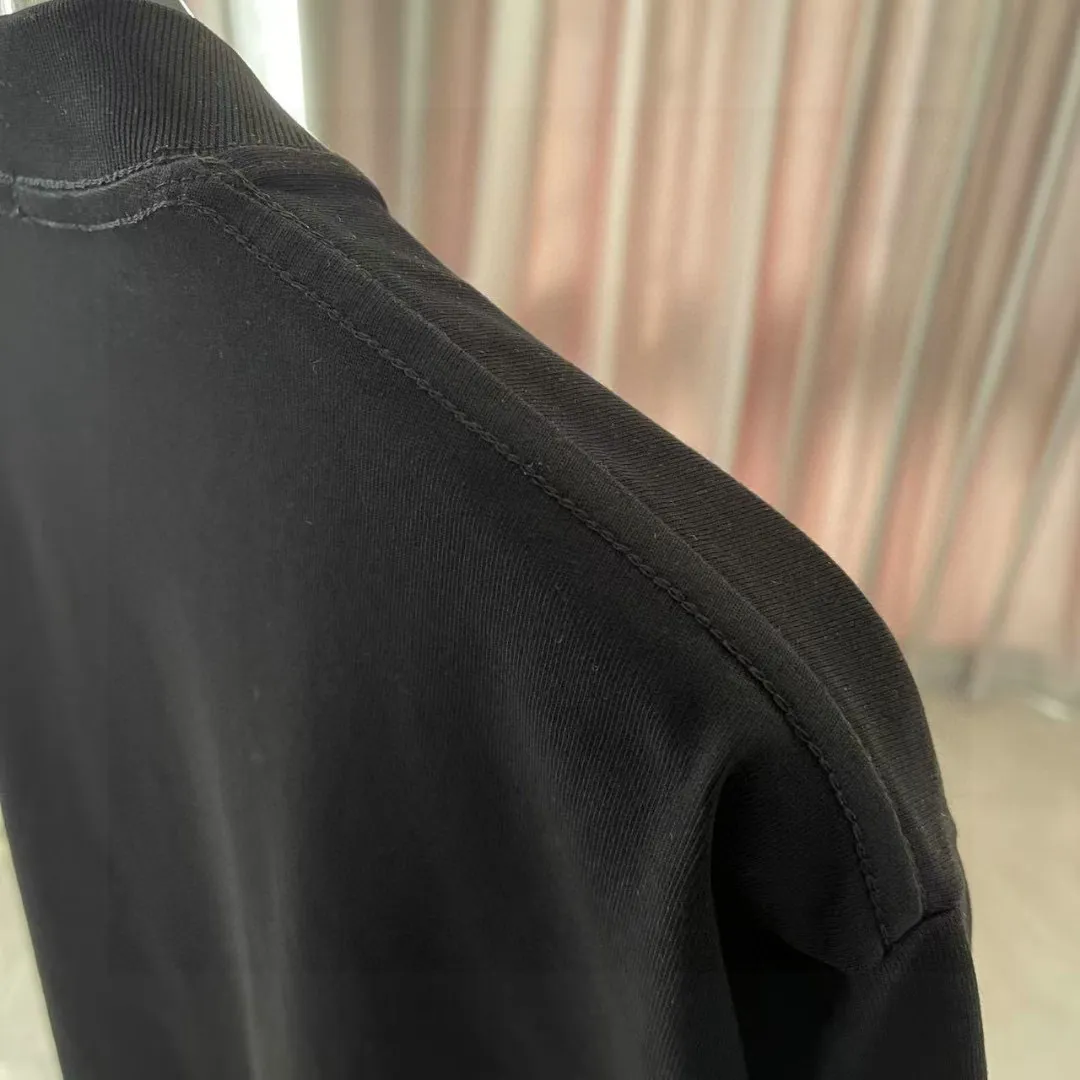 🅿️170 CHANE* Xiaoxiang 2025 autumn new style Double C letter logo printing short-sleeved T-shirt Customized fabric 300g Same style for men and women Size: S M L XL XXL five sizes Color: black white pink rose red