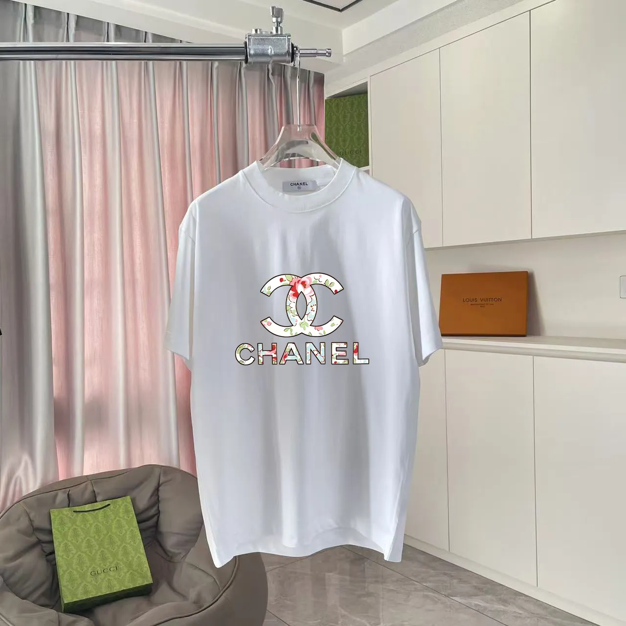 🅿️170 CHANE* Xiaoxiang 2025 autumn new style Double C letter logo printing short-sleeved T-shirt Customized fabric 300g Same style for men and women Size: S M L XL XXL five sizes Color: black white lake green pink