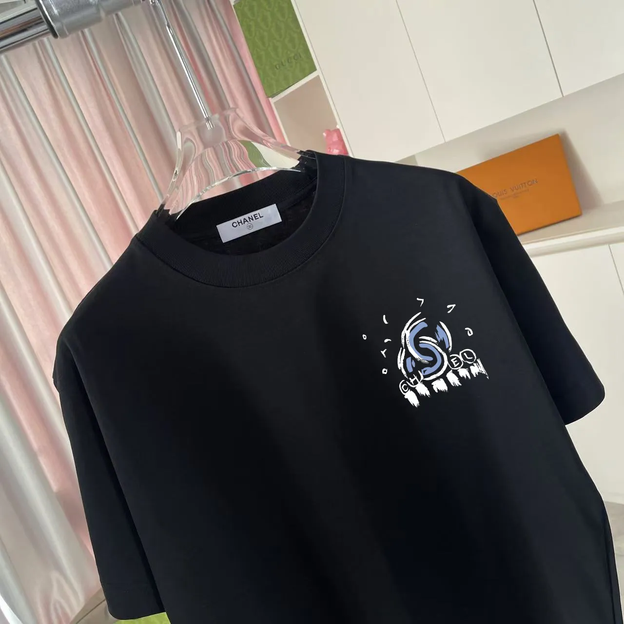 🅿️170 CHANE* Xiaoxiang 2025 autumn new style Double C letter logo printing short-sleeved T-shirt Customized fabric 300g Same style for men and women Size: S M L XL XXL five sizes Color: black white pink rose red