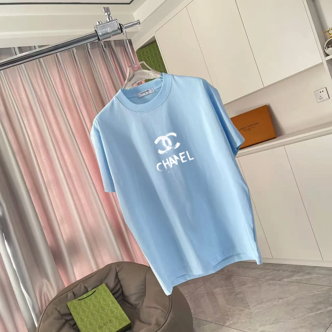 🅿️170 CHANE* Xiaoxiang 2025 autumn new style Double C letter logo printing short-sleeved T-shirt Customized fabric 300g Same style for men and women Size: S M L XL XXL Five codes Color: black white pink sky blue