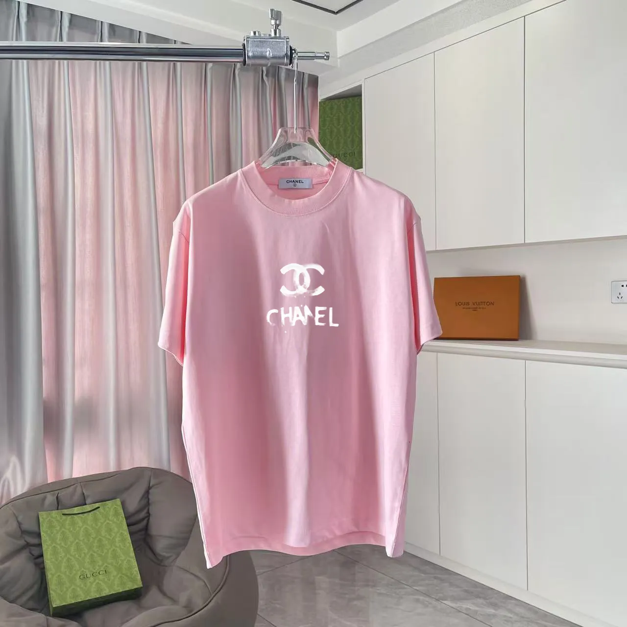 🅿️170 CHANE* Xiaoxiang 2025 autumn new style Double C letter logo printing short-sleeved T-shirt Customized fabric 300g Same style for men and women Size: S M L XL XXL Five codes Color: black white pink sky blue
