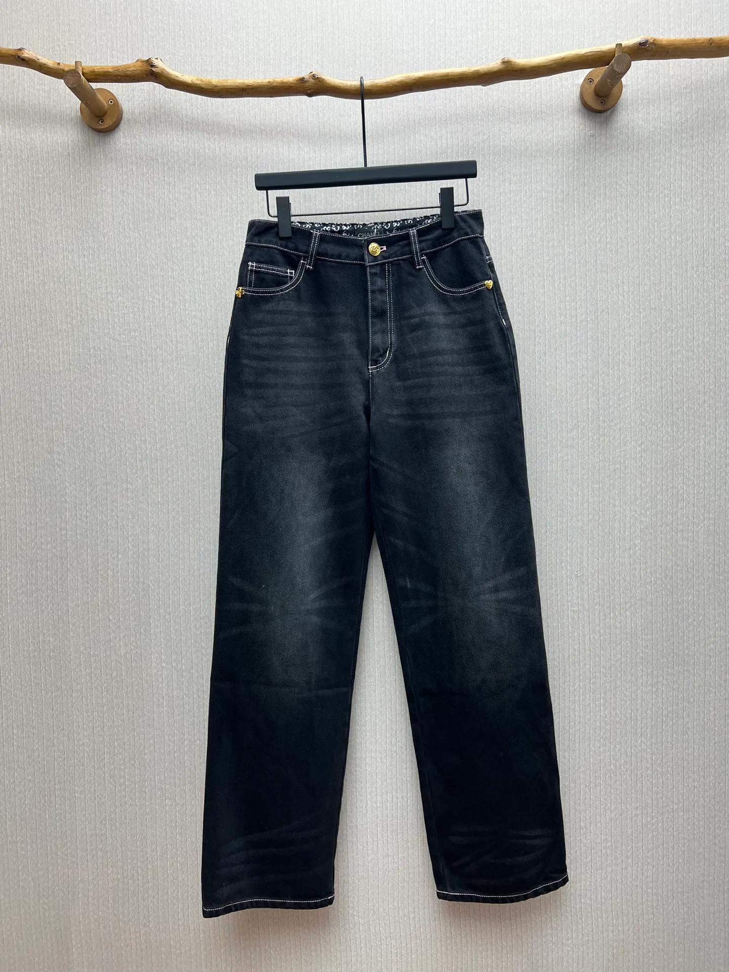 🅿️500 Chanel 25ss new autumn and winter series jeans printed washed denim black high version code number: S.M.L.