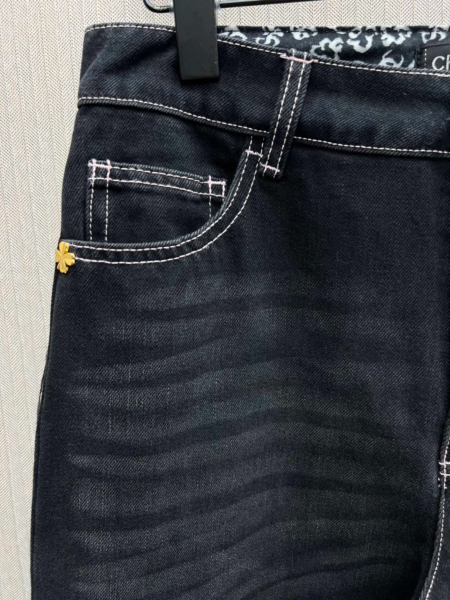 🅿️500 Chanel 25ss new autumn and winter series jeans printed washed denim black high version code number: S.M.L.