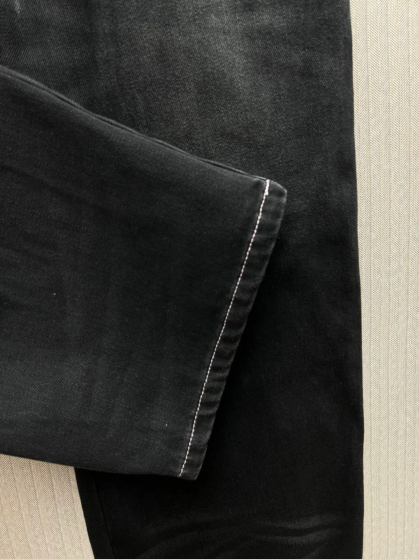 🅿️500 Chanel 25ss new autumn and winter series jeans printed washed denim black high version code number: S.M.L.