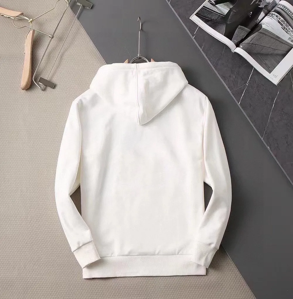 🅿️240 brand [DSQ2 diercifang] (good news for fat people) 2025ss autumn latest long-sleeved round-neck sweatshirt, available simultaneously on the official website. Refreshing and breathable. Made of top Tencel Roman. Comfortable and soft. 3D three-dimensional clarity. Super fashion sense. Great gift for your own use. Size: M-5XL (can wear up to 220 pounds)