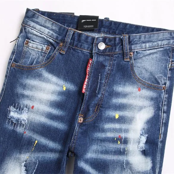 P180 D2 new embroidered men's ripped trendy jeans stretch personalized patches slim fit little feet beggar pants top-quality materials super soft high cotton washed denim fabric. Each piece of washed denim fabric costs up to three times the conventional process. The touch is extremely delicate and the texture is very good. The whole body is simple and elegant. The back pocket of the pants adopts high-end direct injection technology. It is extremely exquisite. Full score for details. Size: M-XXL