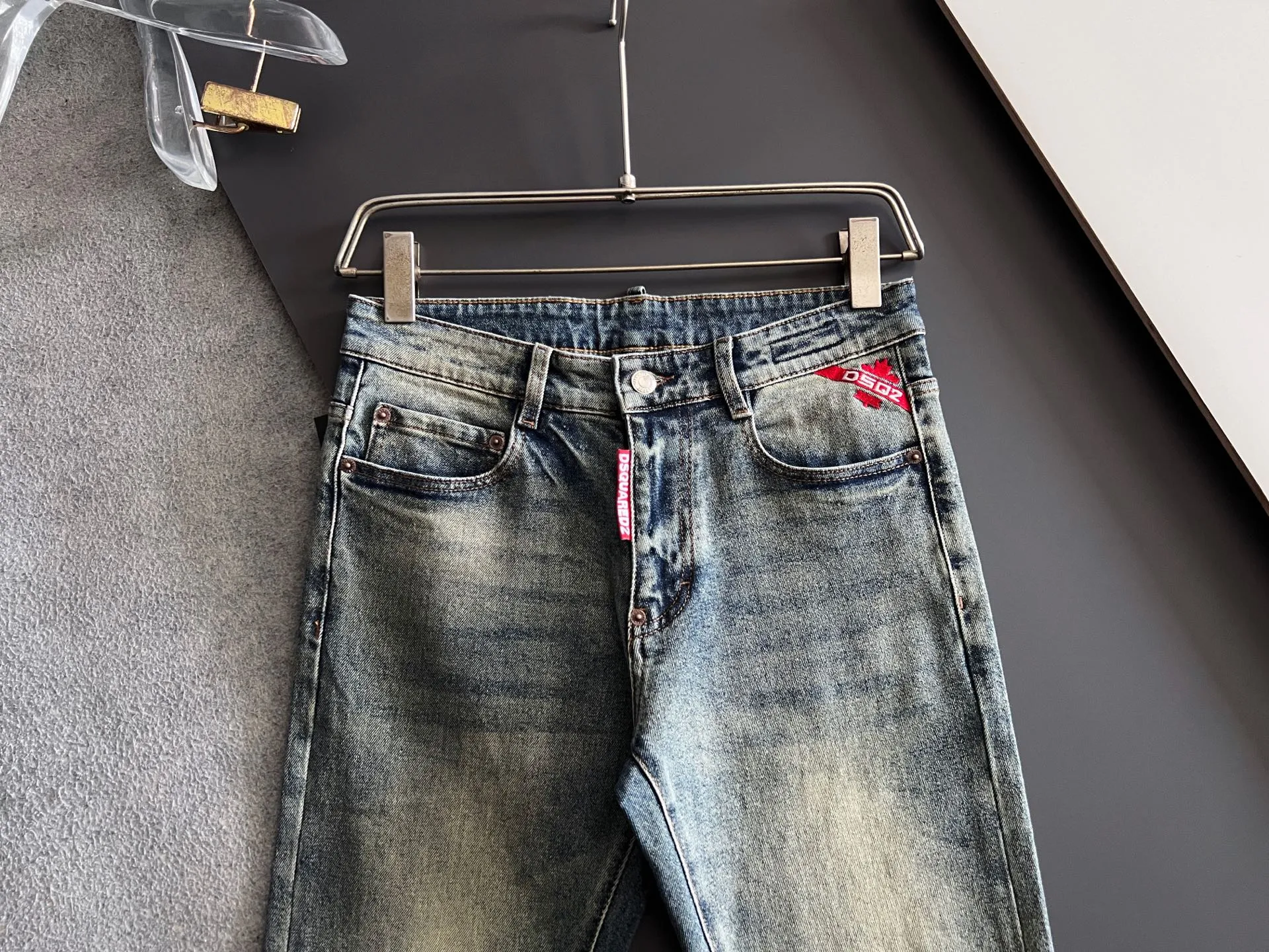 P230 D2*, 2818 heavy-duty washed casual jeans, imported original washed stretch fabric, comfortable and elastic, unique design, super correct fit, comfortable and breathable, extremely high grade, counter quality, handsome upper body, size: 29-40