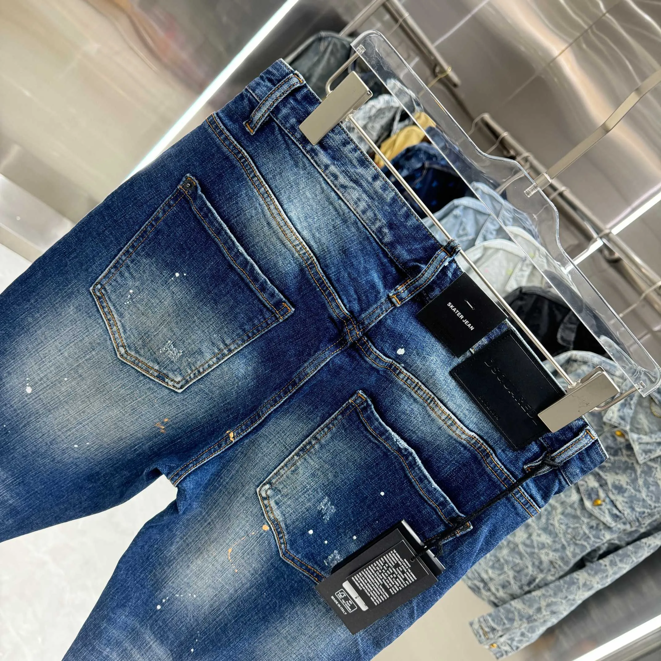 P300 DSQUARED2 Graffiti frayed street fashion slim fit stretch jeans Color Blue Size 30 32 34 36 38 40