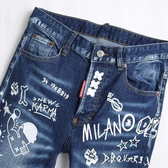 P186 💰 D2 new embroidered men's ripped trendy jeans, elastic personalized patches, slim fit, beggar's pants with small feet, top-quality materials, super soft high cotton washed denim fabric, each piece of washed denim fabric costs up to three times more than the conventional process. The touch is extremely delicate and the texture is very good. The whole body is simple and elegant. The back pocket of the trousers uses high-end direct injection technology. It is extremely exquisite. Full marks for details. Color: Picture color Size: 30-22-34-36 (corresponding to M-L-XL-XXL)