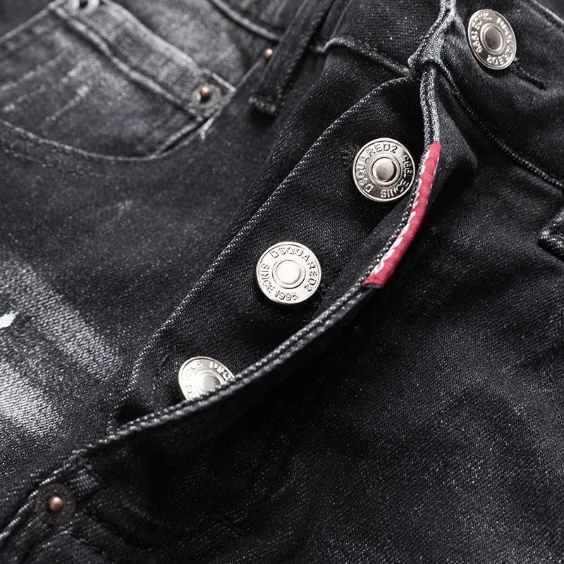 P186 💰 D2 new embroidered men's ripped trendy jeans, elastic personalized patches, slim fit, beggar's pants with small feet, top-quality materials, super soft high cotton washed denim fabric, each piece of washed denim fabric costs up to three times more than the conventional process. The touch is extremely delicate and the texture is very good. The whole body is simple and elegant. The back pocket of the trousers uses high-end direct injection technology. It is extremely exquisite. Full marks for details. Color: Picture color Size: 30-22-34-36 (corresponding to M-L-XL-XXL)