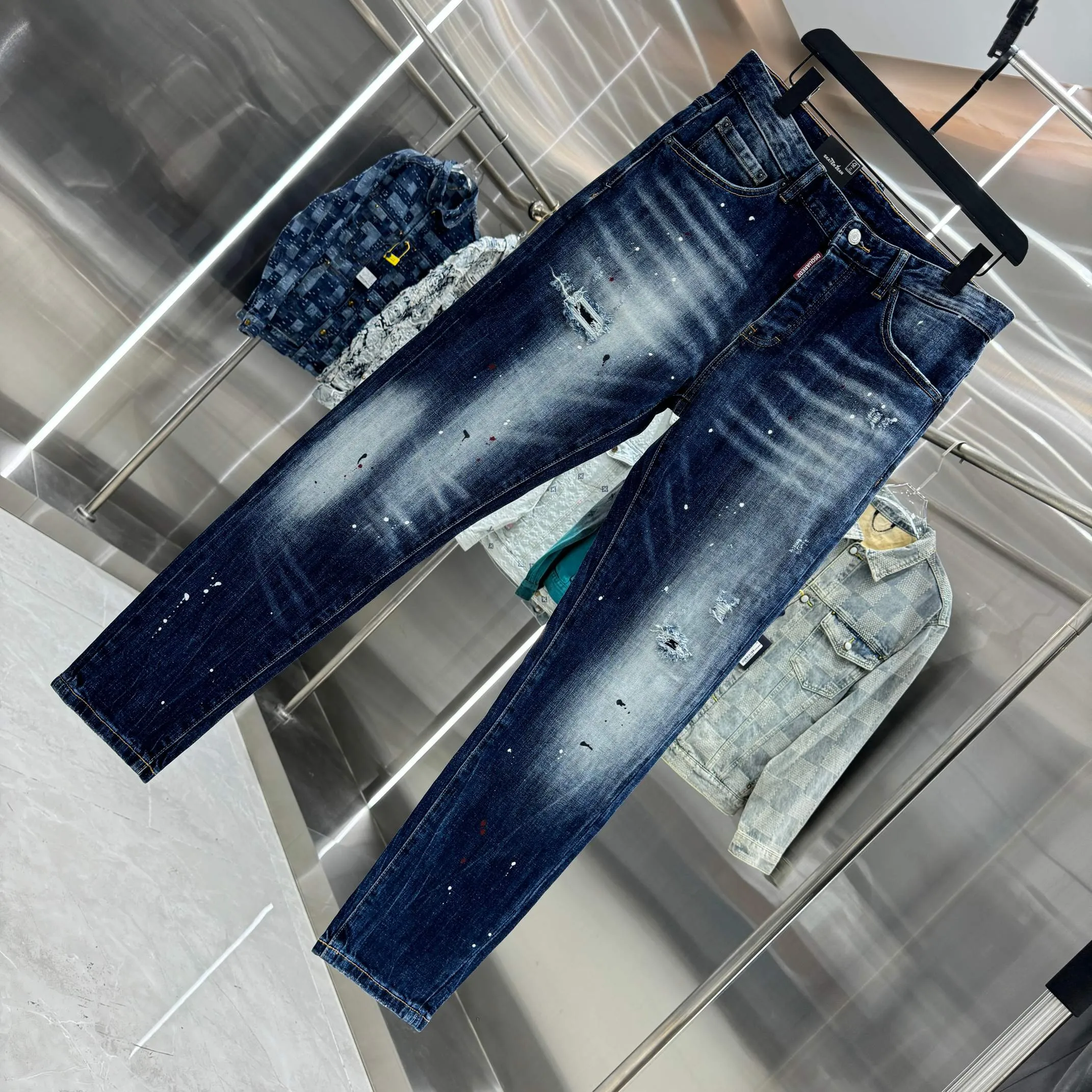 P300 DSQUARED2 graffiti hole washed craft street fashion slim fit stretch jeans color blue size 30 32 34 36 38 40