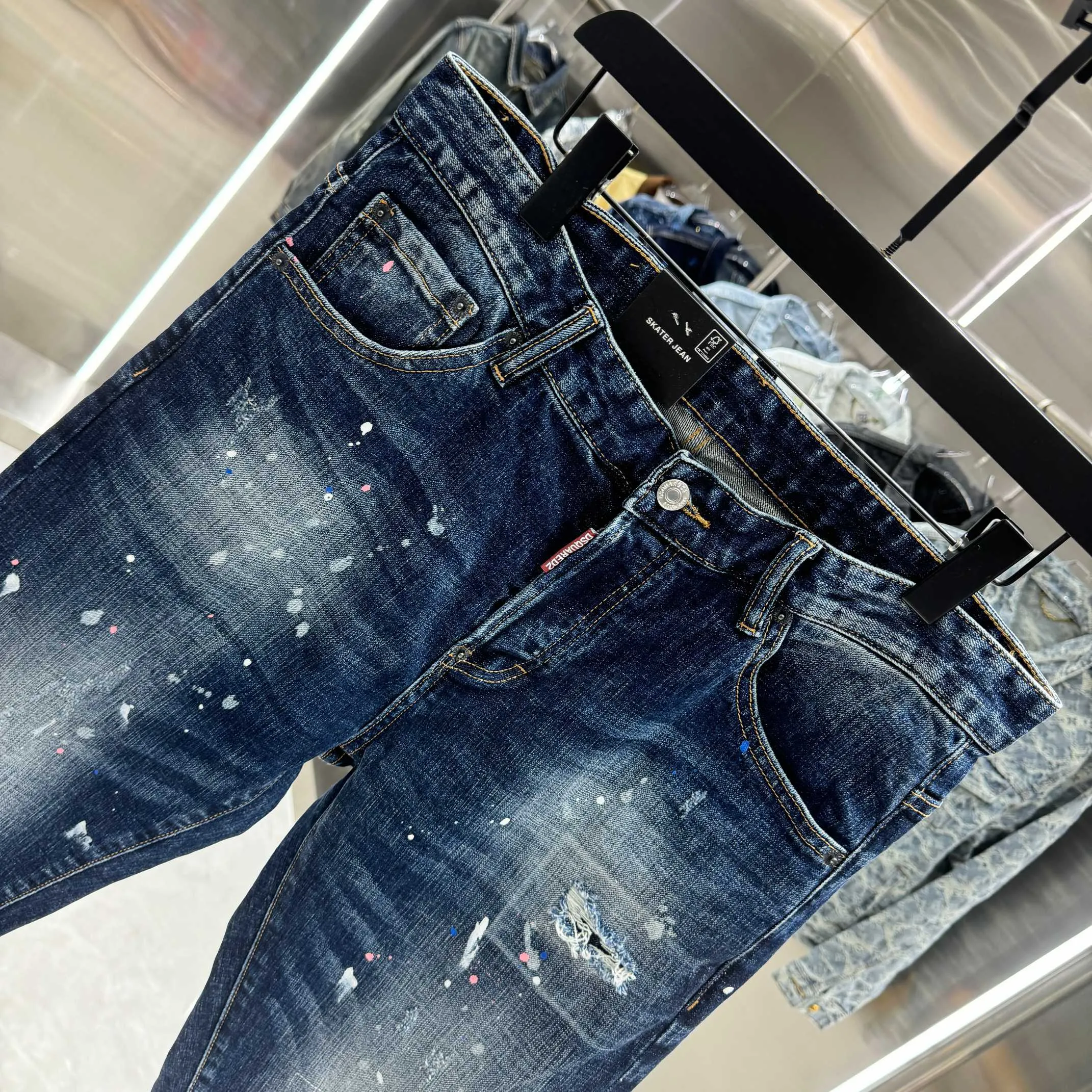 P300 DSQUARED2 Graffiti hole craft street fashion slim fit stretch jeans Color Blue Size 30 32 34 36 38 40