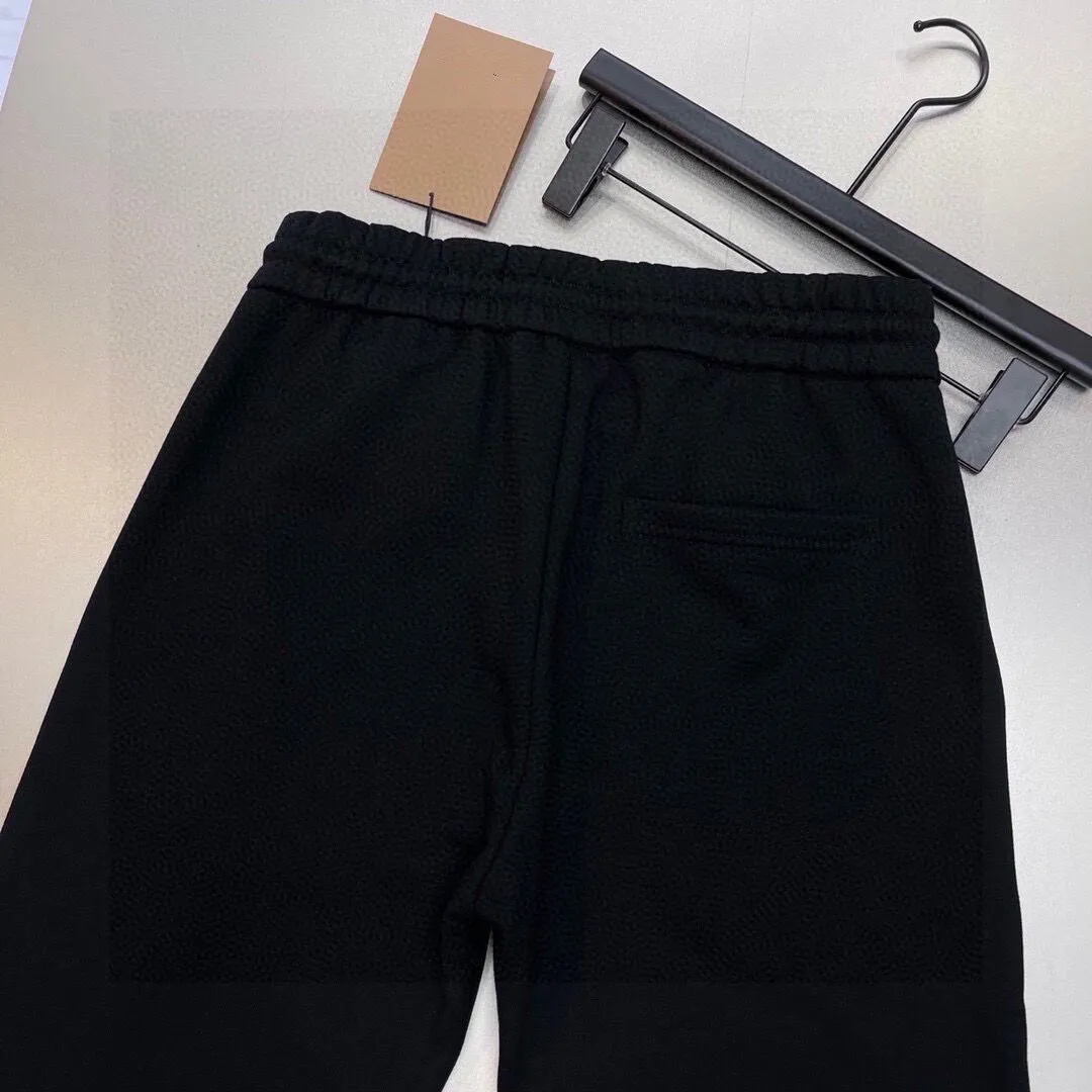 P380 💰 [DSQ2 Second Power] (Fat Man Gospel) hot-selling suit is coming. Focus on the official website original version. 2025 new hot-selling sweatshirt suit. The original order is hard to buy🇭🇰. It is the meticulous work of top designers for a fitting and perfect upper body effect. All-natural high-quality Roman cotton 100%, close-fitting comfort, noble and elegant! Original hardware embodies elegance and nobility! Counter size: M-5XL (maximum wear up to 220 pounds)