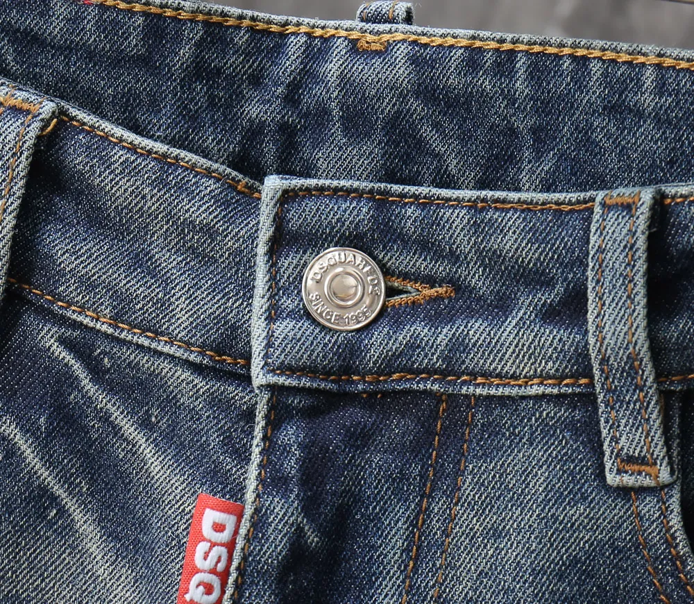 P230 Second Power 2025 Autumn and Winter European Counter New Style Super A Purchasing Level Overseas Trading Company Order Source, Top Original High-end Men's Customized Fashion Slim Small Straight Jeans 2818 Color: Heavy craftsmanship, fried sand and water, picture color Size: 29-40 Fabric: Denim washed jeans! Luxurious experience. Customer-supplied trade channel. The simple and charming classic trousers are made of customer-supplied denim. The texture is thick, comfortable and breathable. The cutting of high-quality craftsmanship is top-notch, and the overall design is very exquisite. The cuffing design on the inside and outside is perfect, and the use of poly-strand mechanical needle edge banding technology highlights the brand's luxurious inner charm. The brand logo is full and thick, and the chiseled buttons are thick and rigorous, bringing a new fashion taste to this ordinary trousers!  Excipients: Complete with three standards