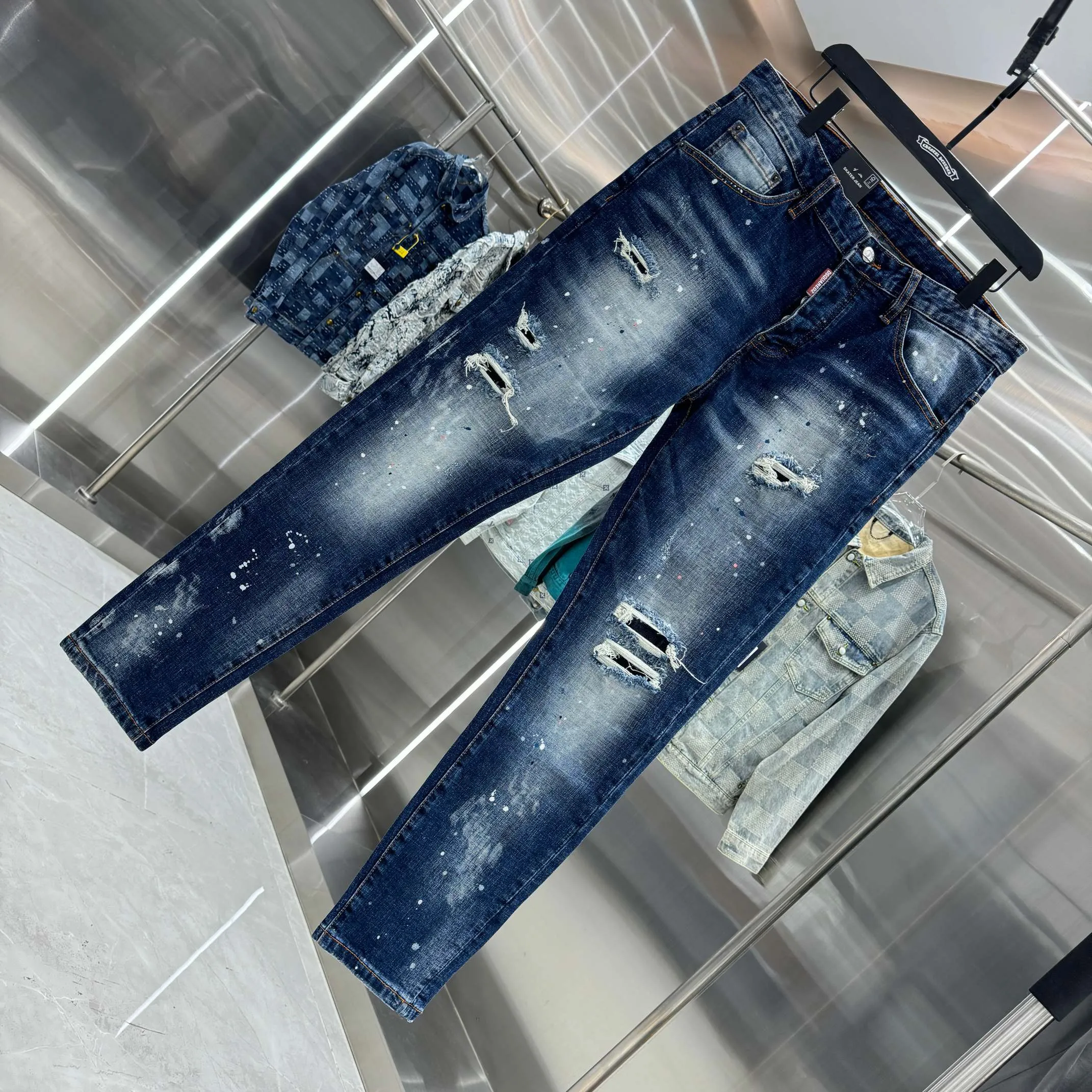 P300 DSQUARED2 graffiti hole washed craft street fashion slim fit stretch jeans color blue size 30 32 34 36 38 40